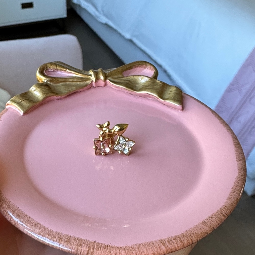 LOUIS VUITTON EARRING